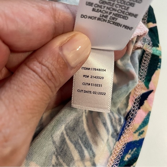 Torrid Super Soft Surplice Romper Pink Green Lead Tropical Pattern Size 6X - Picture 12 of 14